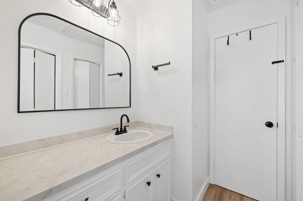 1010 W Rundberg Lane #30 Austin, TX 78758
