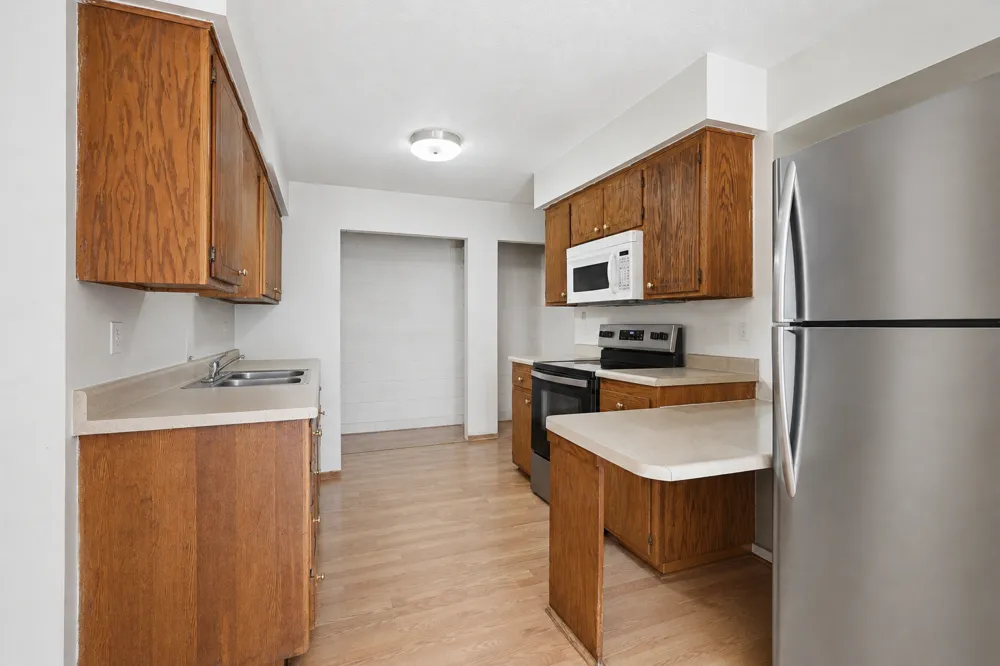 1561 Clarence Street Saint Paul, MN 55106