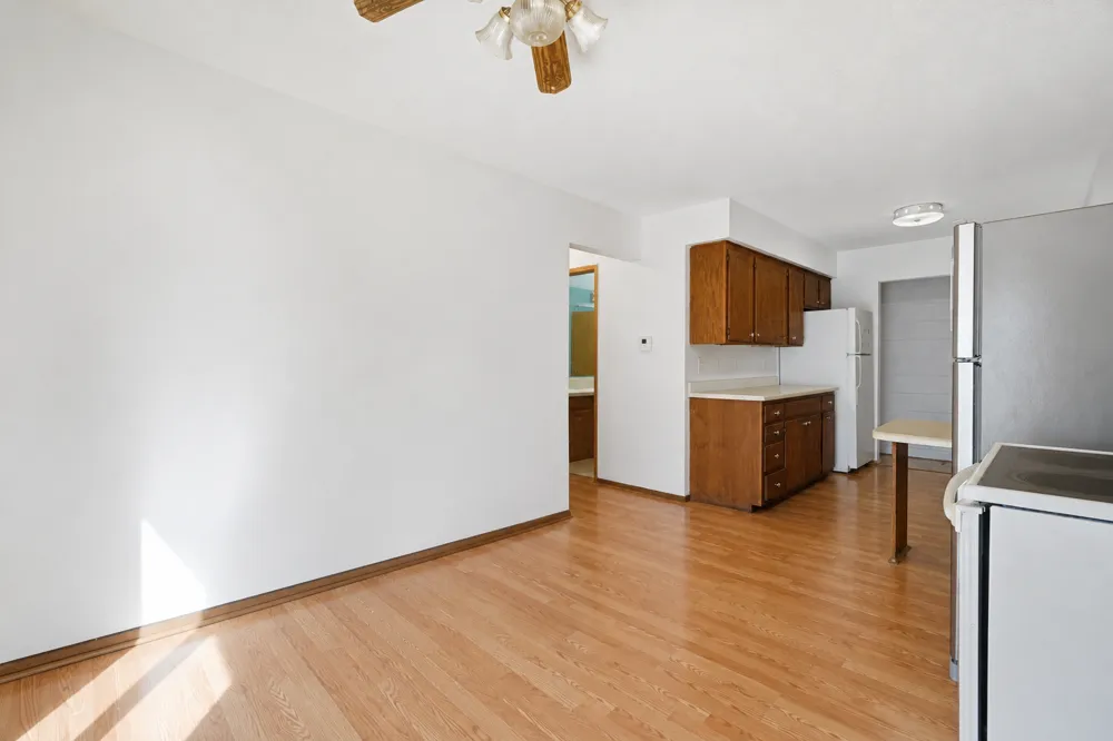 1561 Clarence Street Saint Paul, MN 55106