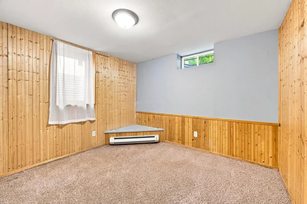514 4th Avenue S Moorhead, MN 56560