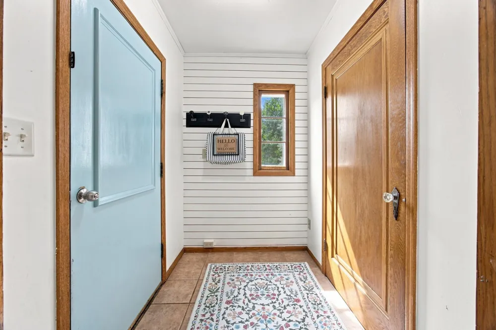 514 4th Avenue S Moorhead, MN 56560