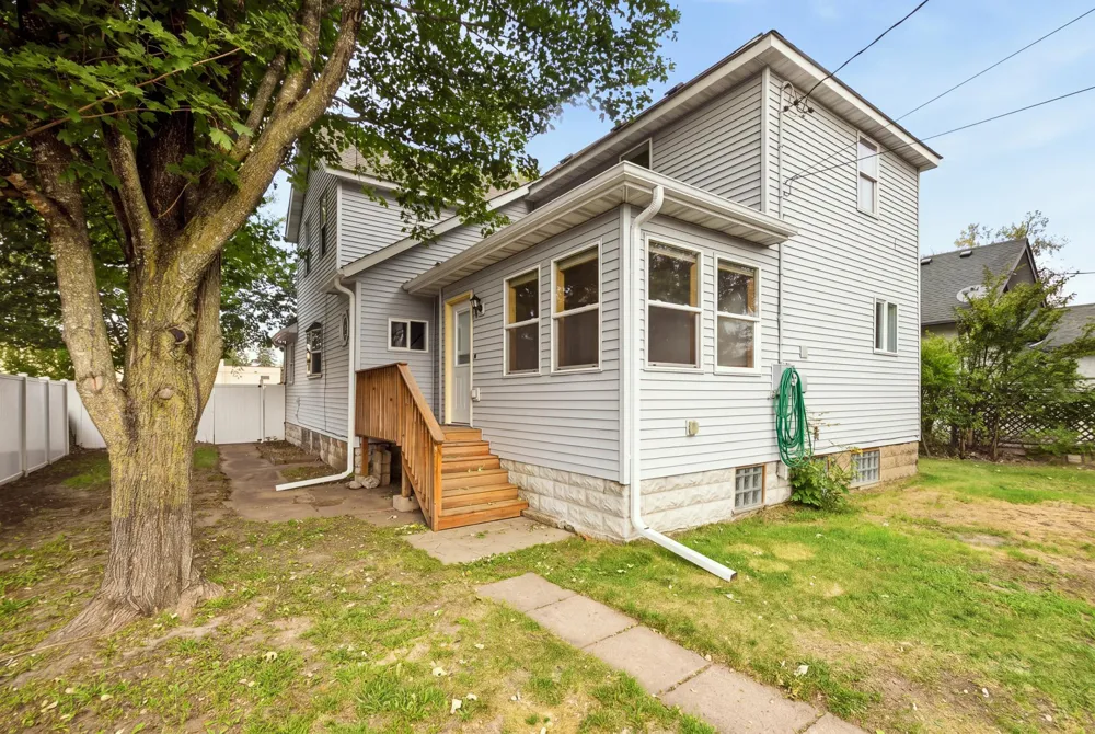 618 8th Street Brainerd, MN 56401