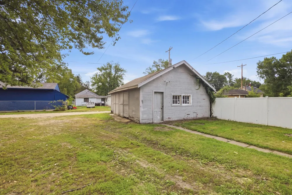 618 8th Street Brainerd, MN 56401