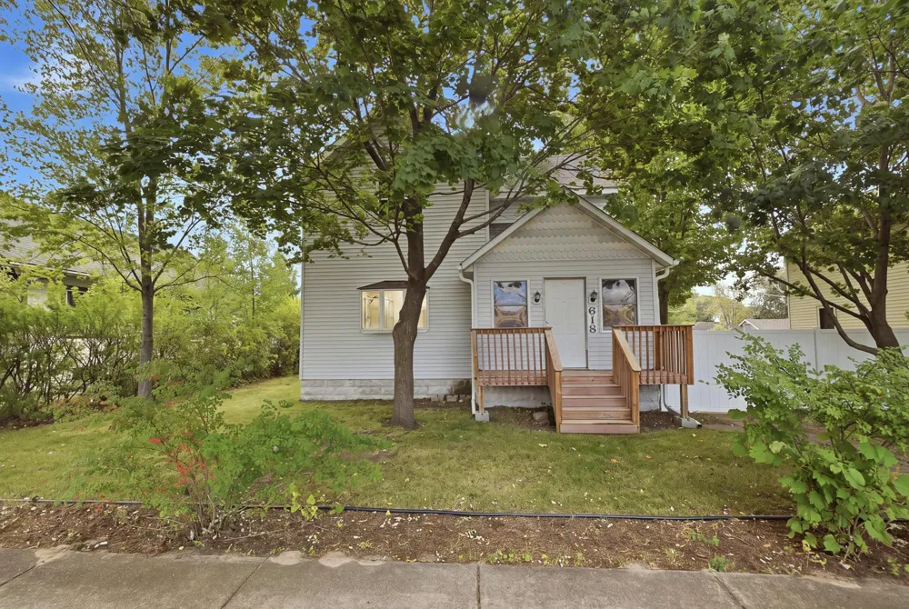 618 8th Street Brainerd, MN 56401