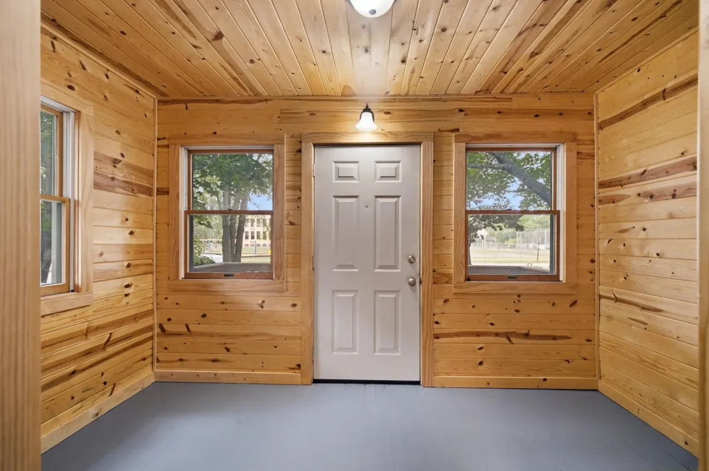 618 8th Street Brainerd, MN 56401