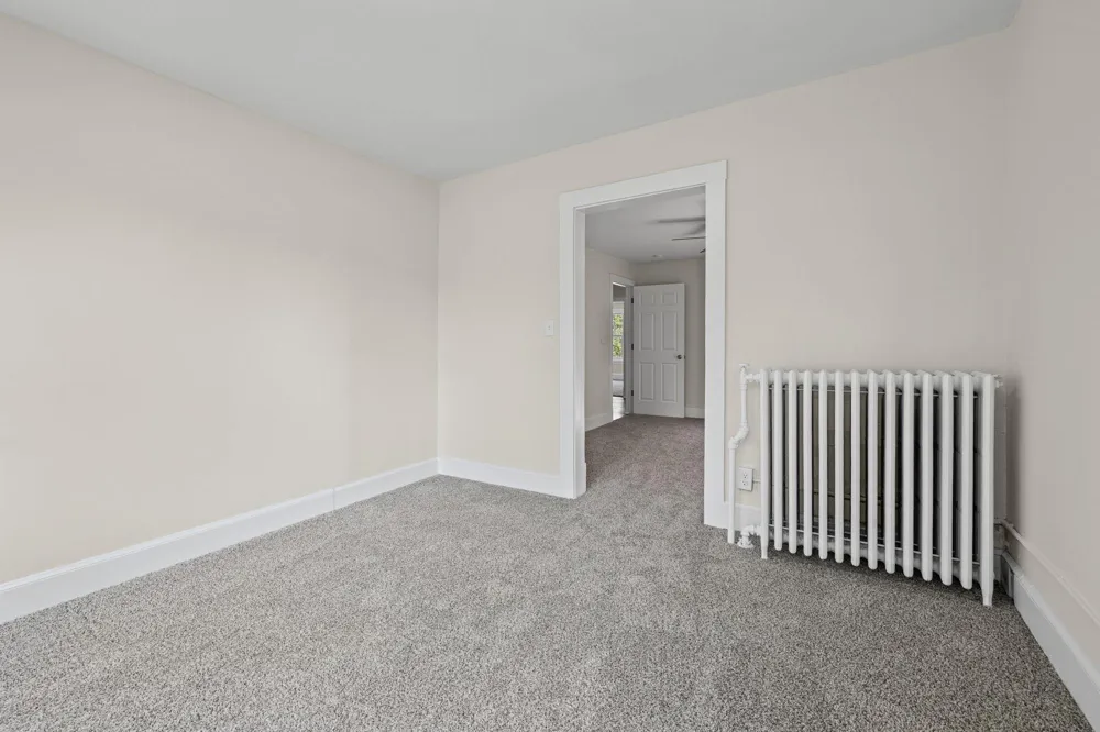 892r Marshall Avenue Saint Paul, MN 55104
