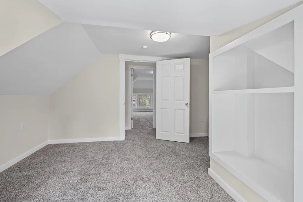 892r Marshall Avenue Saint Paul, MN 55104