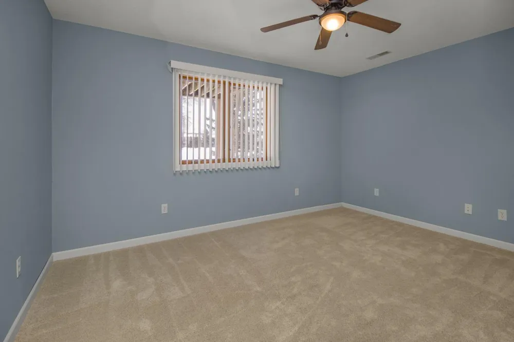 2224 Pinewood Drive Shakopee, MN 55379