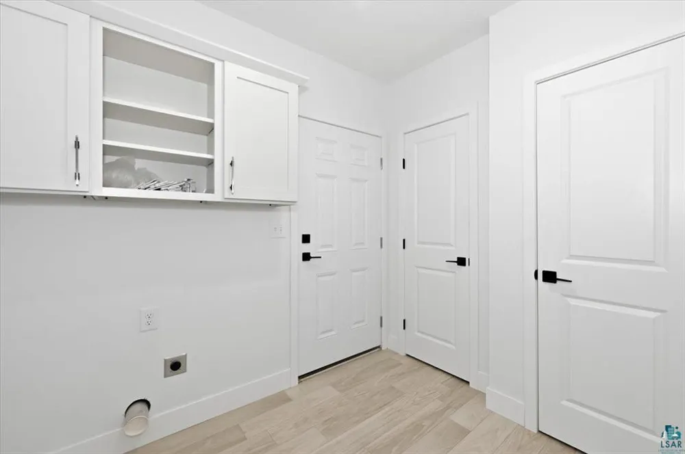 6314 Tower Avenue Superior, WI 54880