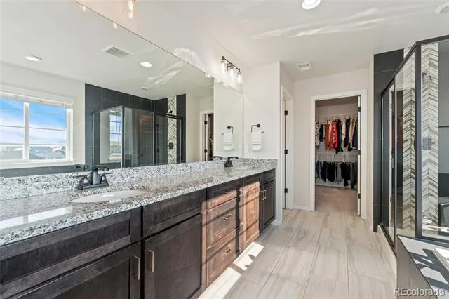 5646 S Grand Baker Court Aurora, CO 80016