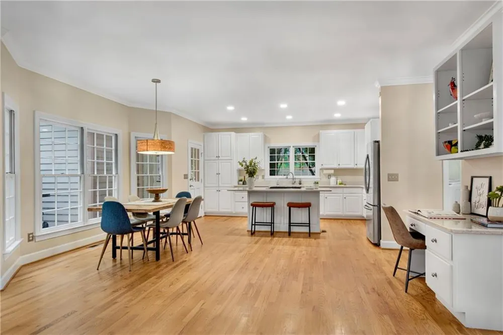 505 Middleton Place Roswell, GA 30075