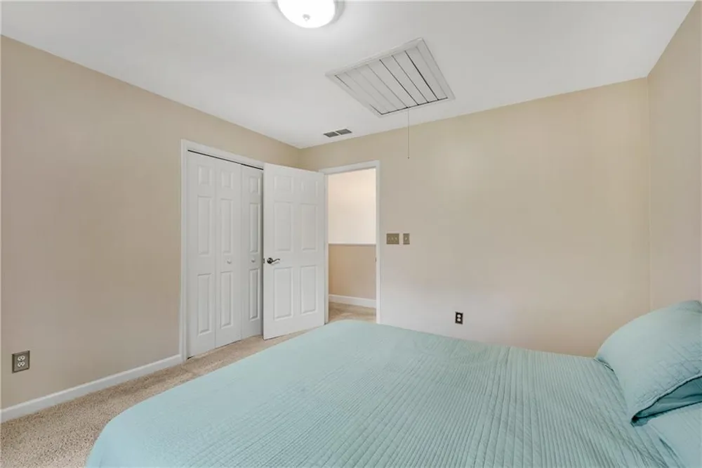 505 Middleton Place Roswell, GA 30075