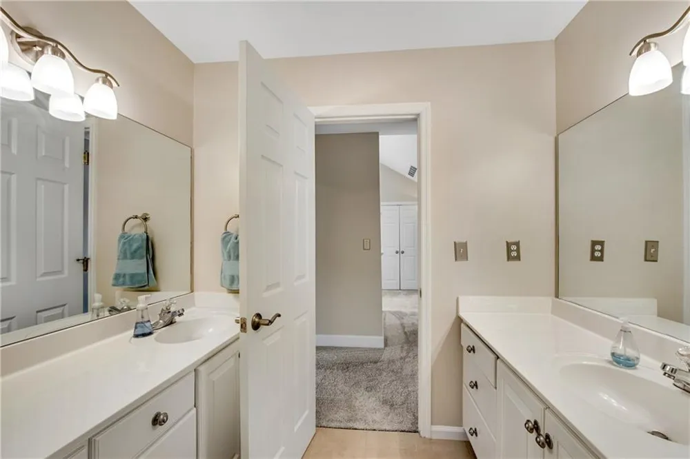 505 Middleton Place Roswell, GA 30075