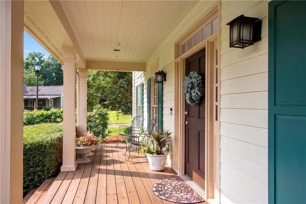 505 Middleton Place Roswell, GA 30075