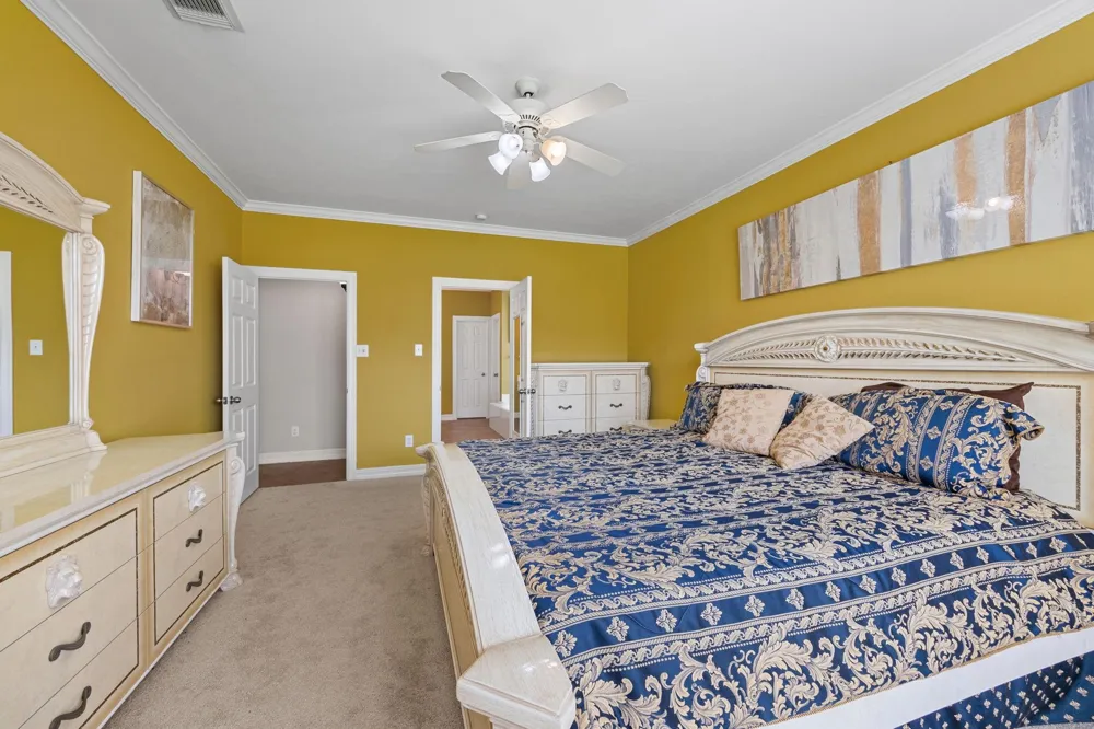 2309 Echo Harbor Drive Pearland, TX 77584