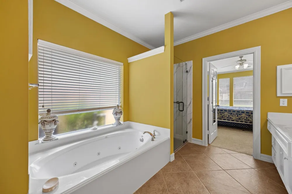 2309 Echo Harbor Drive Pearland, TX 77584