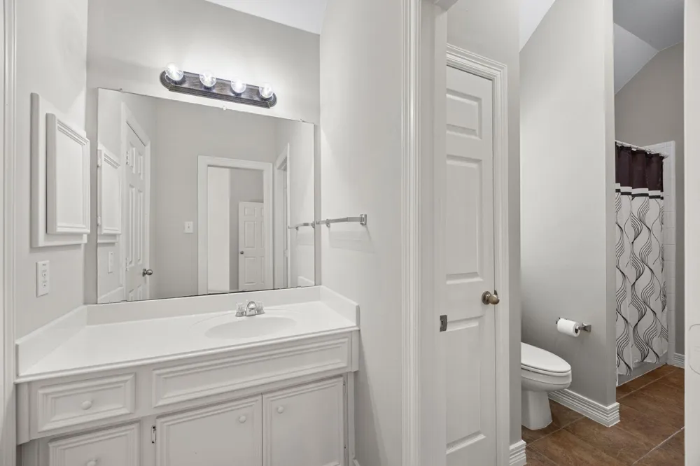2309 Echo Harbor Drive Pearland, TX 77584