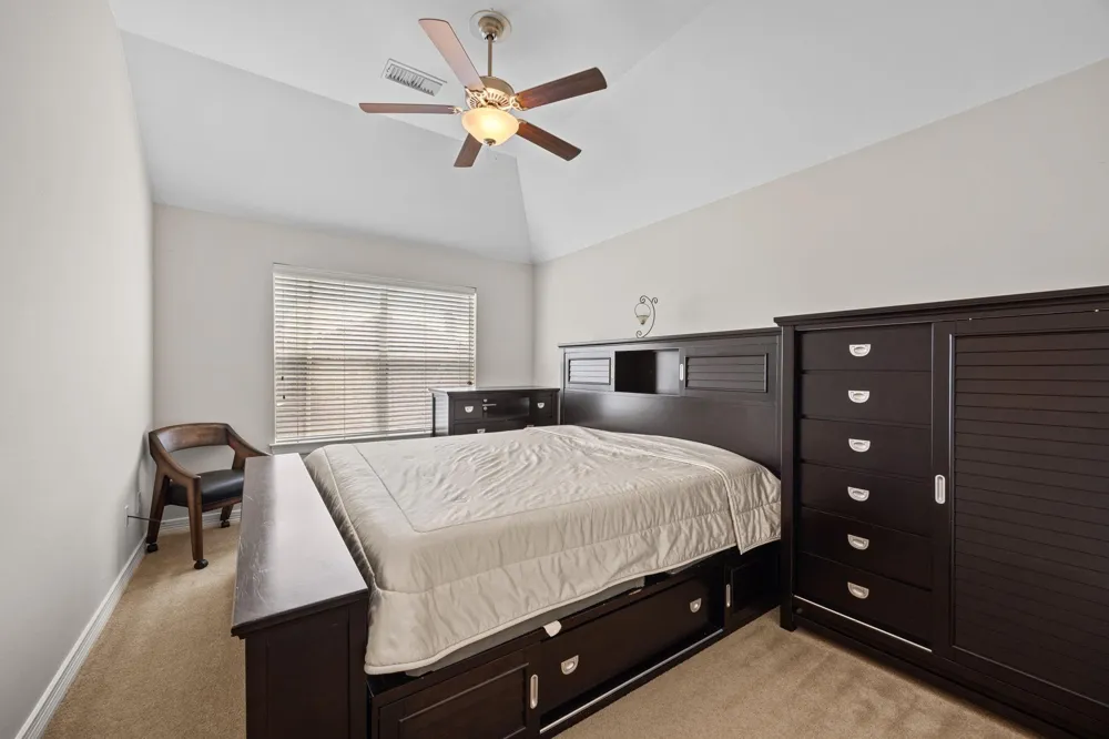 2309 Echo Harbor Drive Pearland, TX 77584