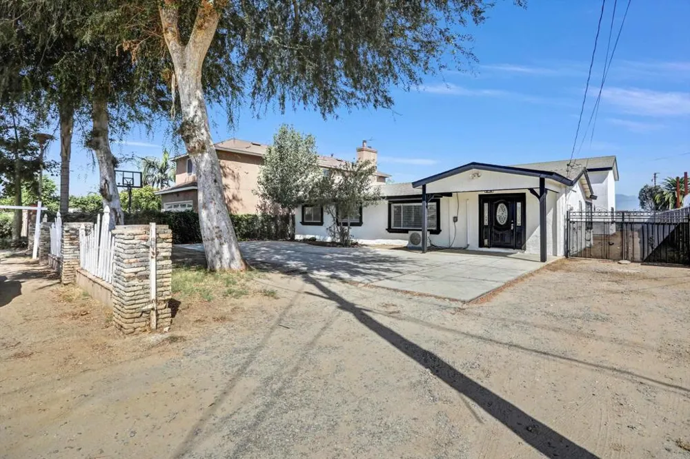 1355 7th Street Norco, CA 92860