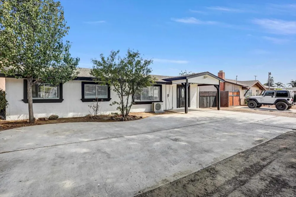 1355 7th Street Norco, CA 92860