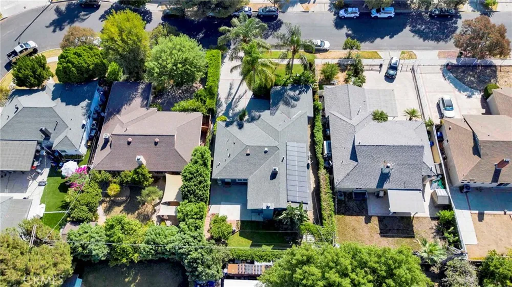 6521 Baird Reseda, CA 91335