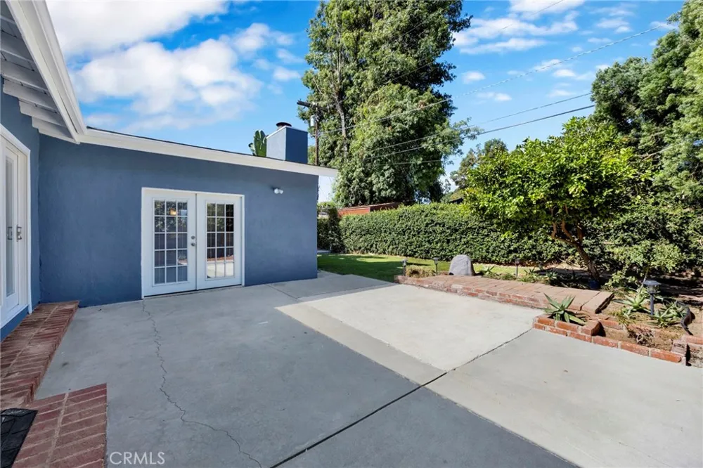6521 Baird Reseda, CA 91335