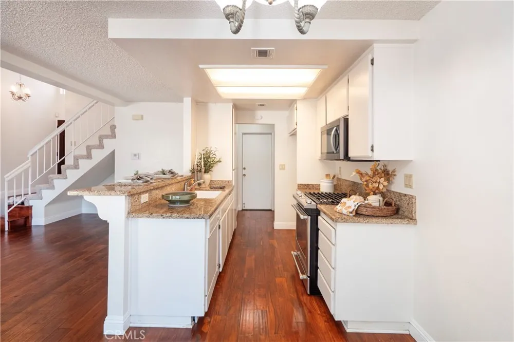 809 Tiverton Court San Dimas, CA 91773