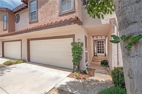 809 Tiverton Court