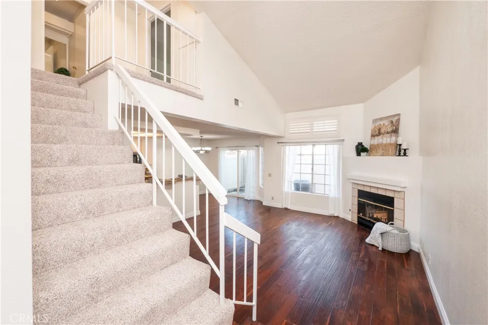 809 Tiverton Court San Dimas, CA 91773