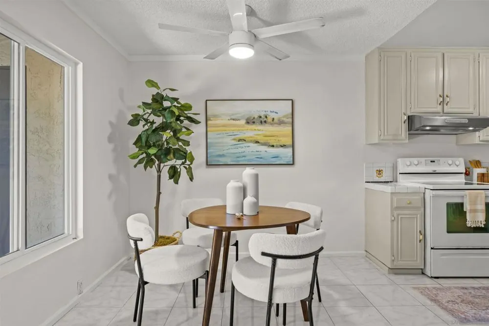 1725 Regency Way #C Chula Vista, CA 91911