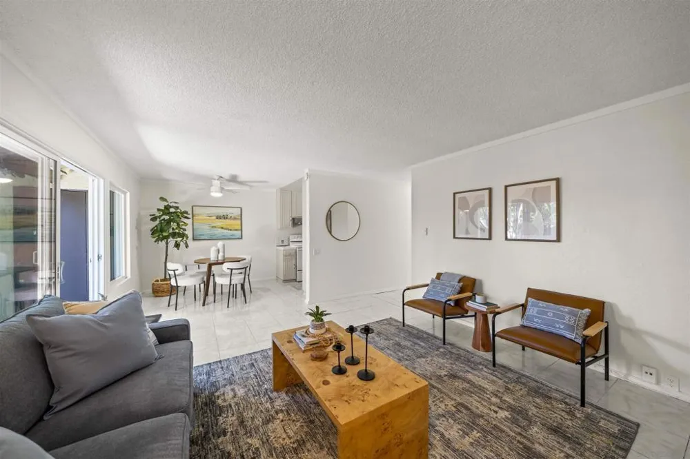 1725 Regency Way #C Chula Vista, CA 91911