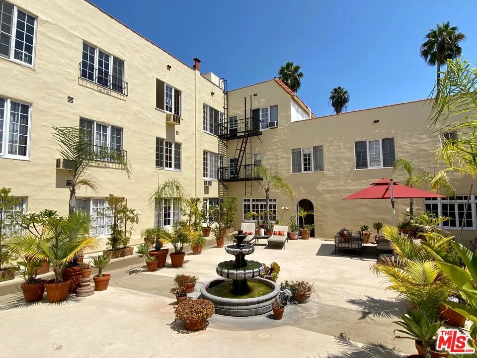 1345 Hayworth Avenue #212 West Hollywood, CA 90046