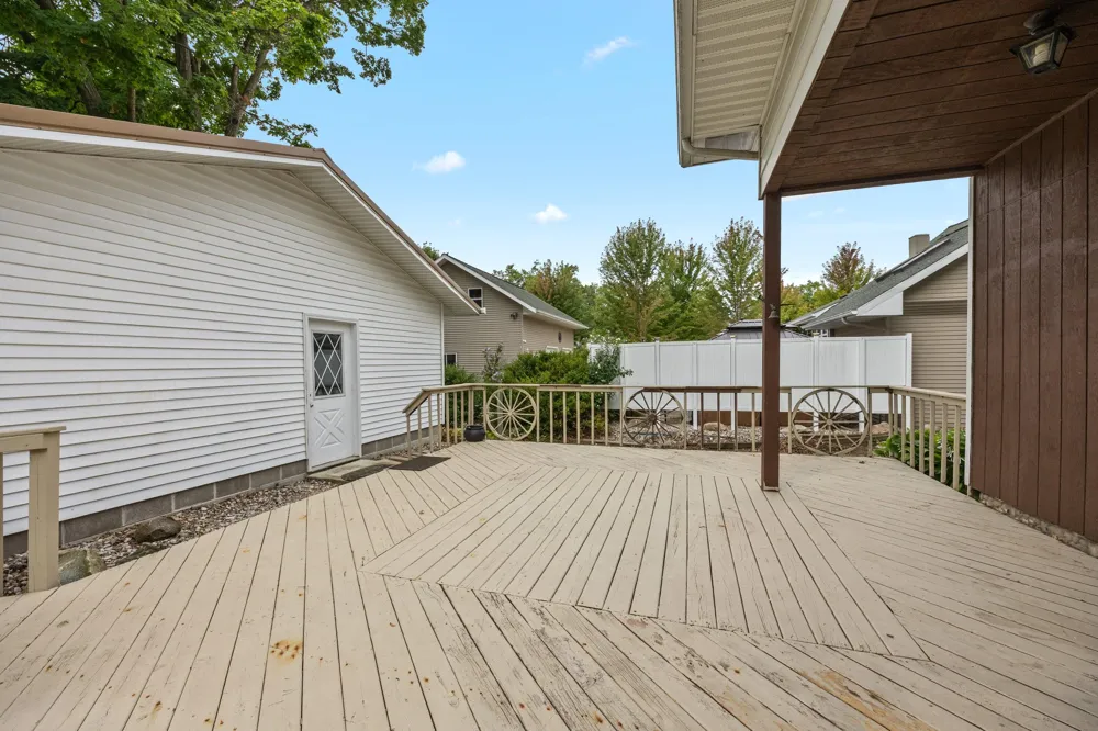 122 E Elm Street Carson City, MI 48811
