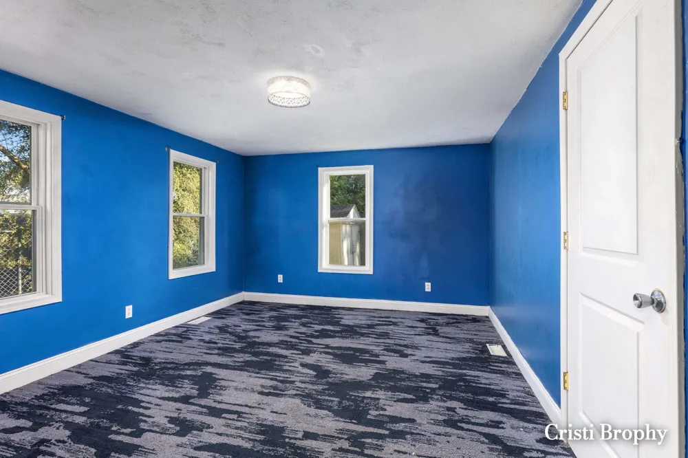 2232 Hoyle Avenue NW Grand Rapids, MI 49544