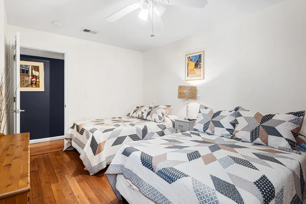 416 2ND ST Union City, NJ 07087