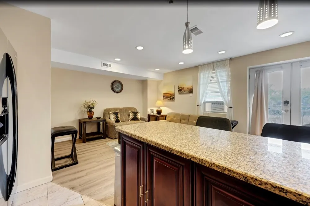 416 2ND ST Union City, NJ 07087