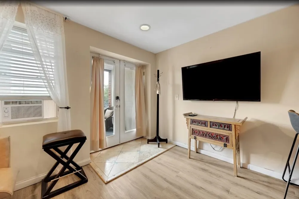416 2ND ST Union City, NJ 07087