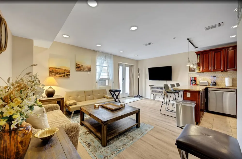 416 2ND ST Union City, NJ 07087