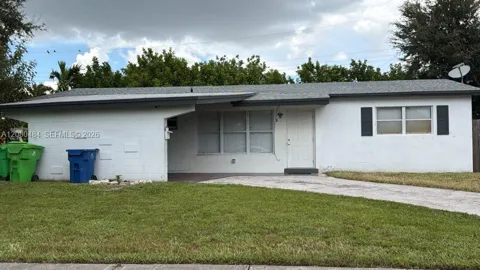 6111 NW 17th Ct #0