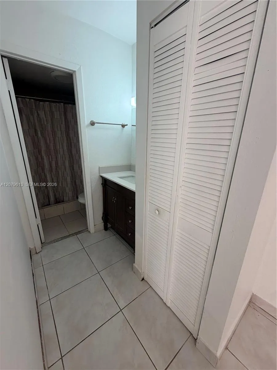 4715 NW 7th St #108-2 Miami, FL 33126