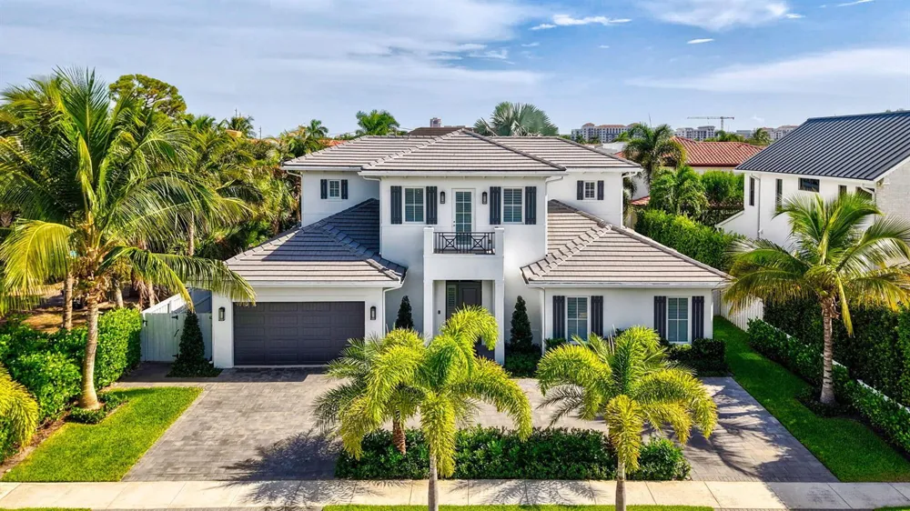 464 NE 8TH STREET Boca Raton, FL 33432