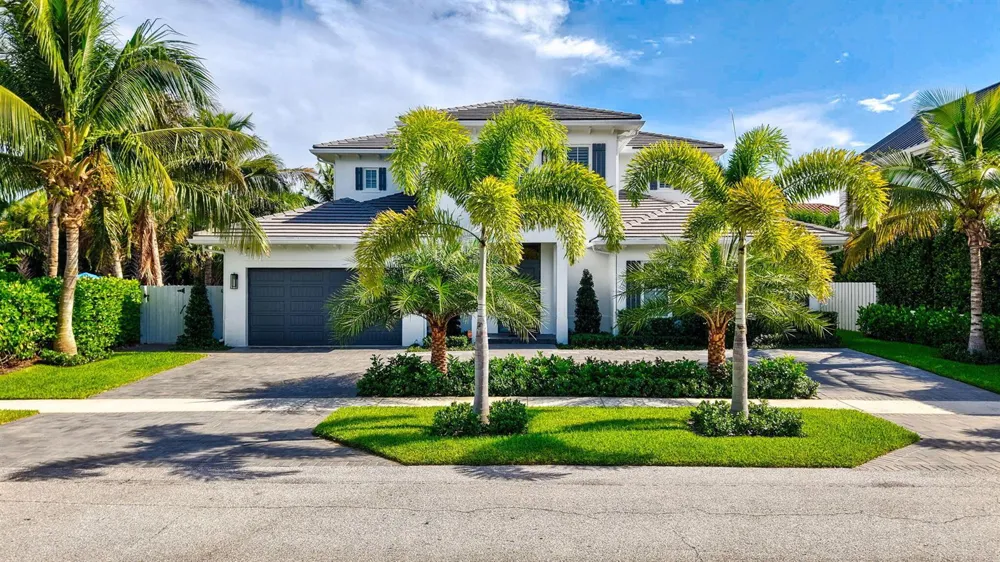 464 NE 8TH STREET Boca Raton, FL 33432