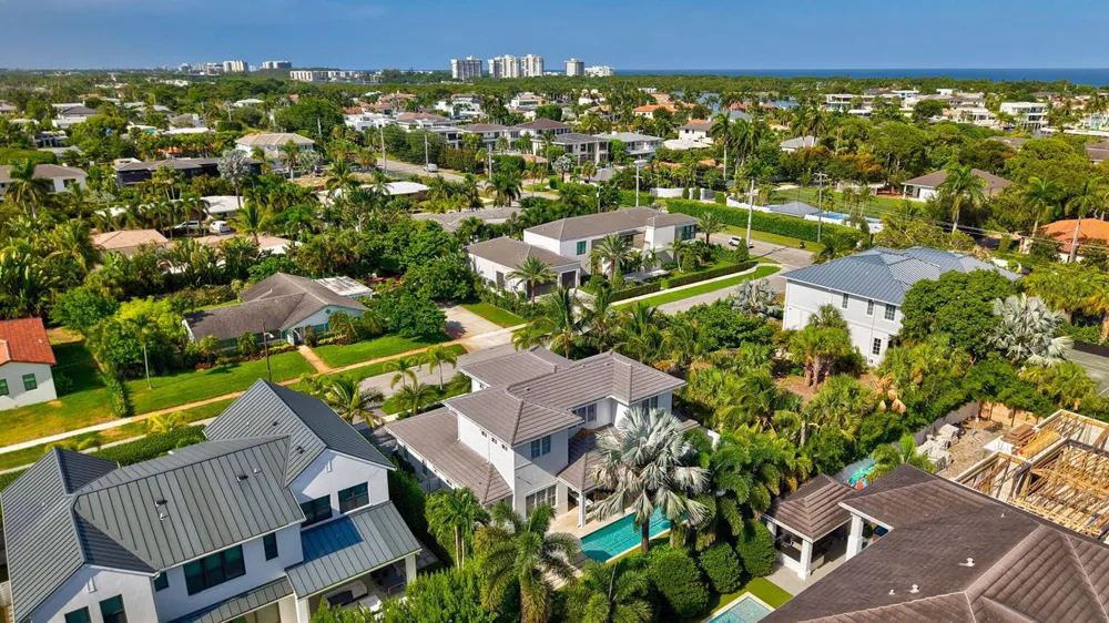464 NE 8TH STREET Boca Raton, FL 33432