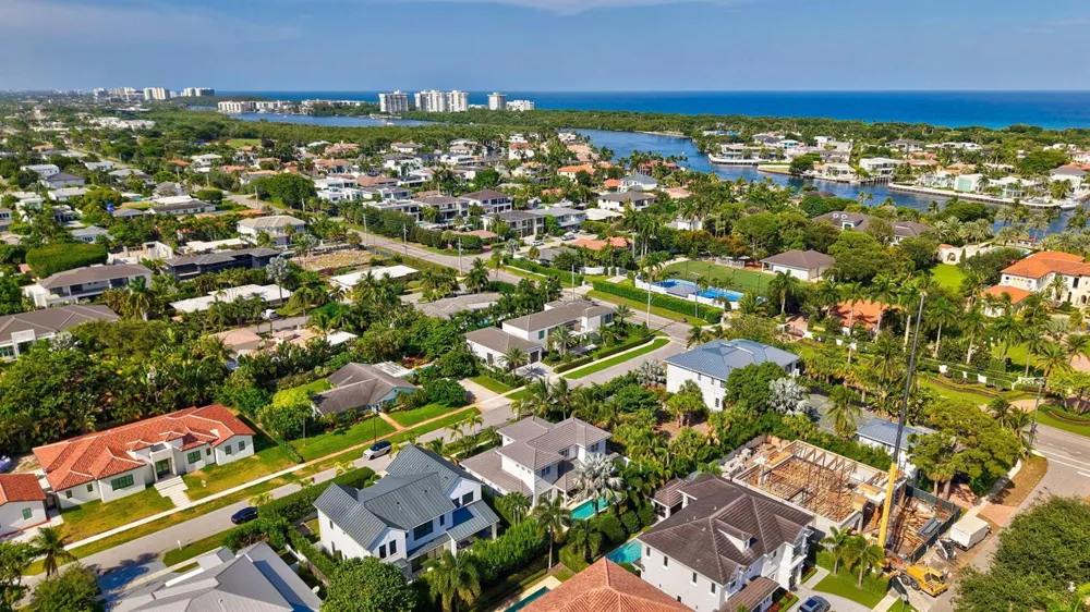464 NE 8TH STREET Boca Raton, FL 33432