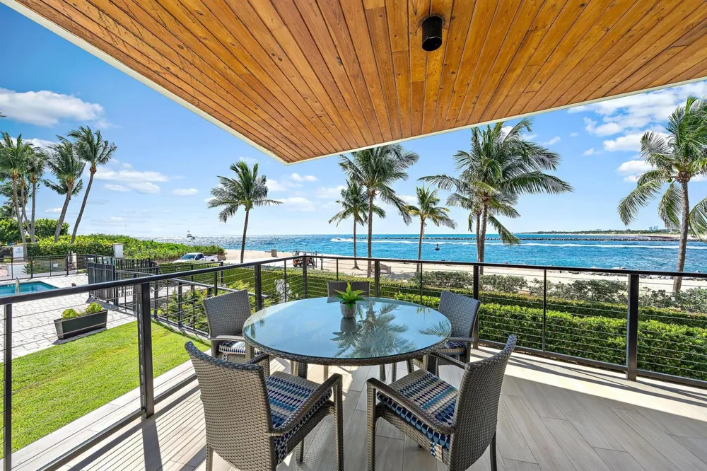 106 Inlet Way #105 Palm Beach Shores, FL 33404