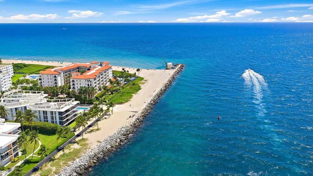 106 Inlet Way #105 Palm Beach Shores, FL 33404