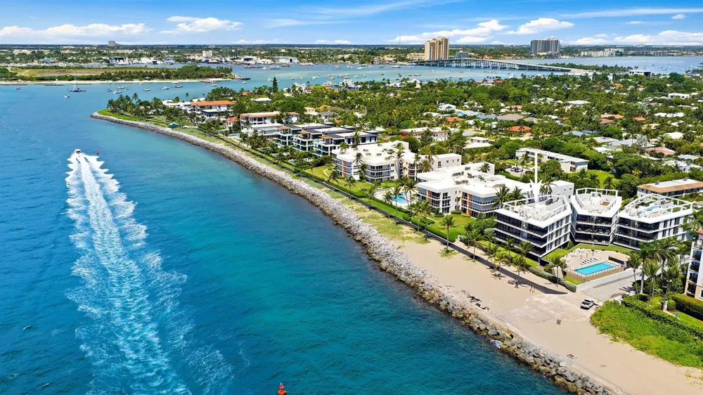 106 Inlet Way #105 Palm Beach Shores, FL 33404