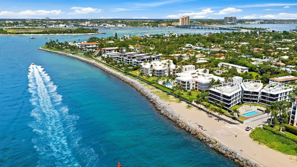 106 Inlet Way #105 Palm Beach Shores, FL 33404
