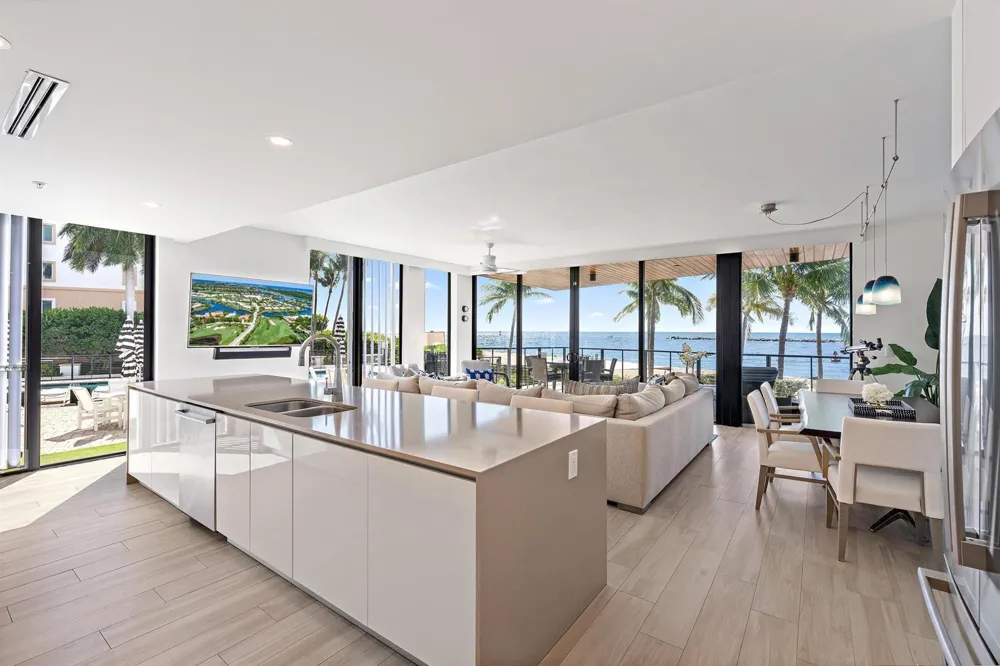 106 Inlet Way #105 Palm Beach Shores, FL 33404