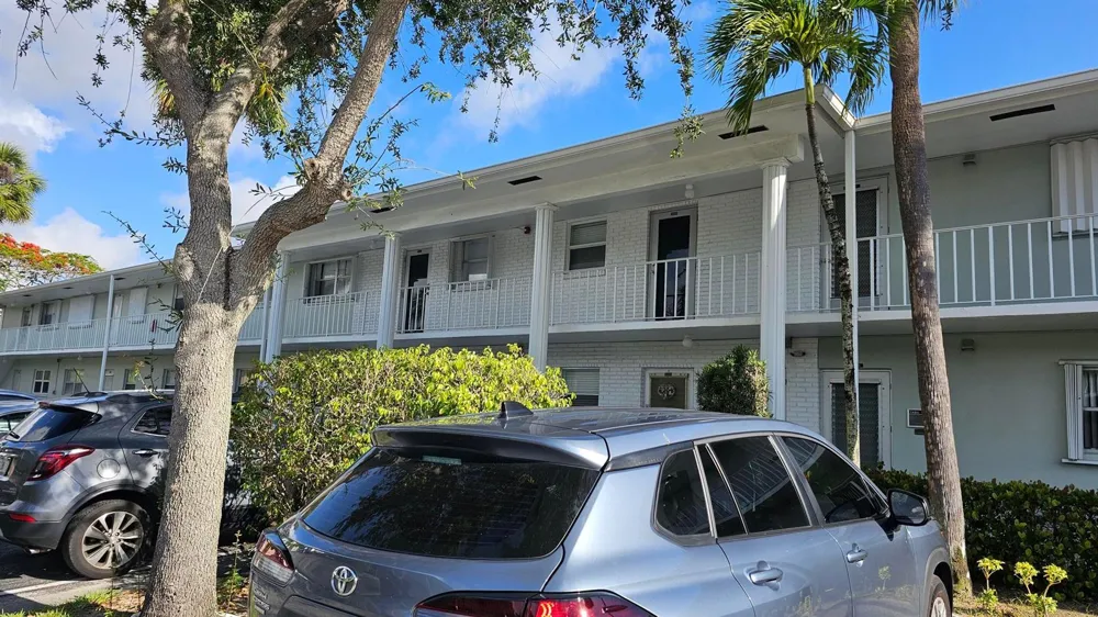 2620 SW 22ND AVENUE #1004 Delray Beach, FL 33445